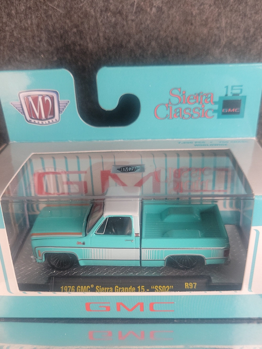 M2 Machines GMC Sierra Grande 15 Die-Cast Truck in Turquoise & White